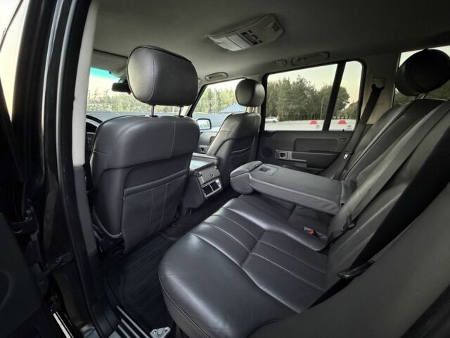 Чорний Ленд Ровер Рендж Ровер, об'ємом двигуна 3 л та пробігом 300 тис. км за 9579 $, фото 8 на Automoto.ua