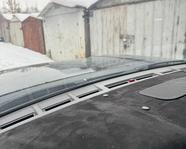 Чорний Ленд Ровер Рендж Ровер, об'ємом двигуна 4.4 л та пробігом 272 тис. км за 6000 $, фото 6 на Automoto.ua