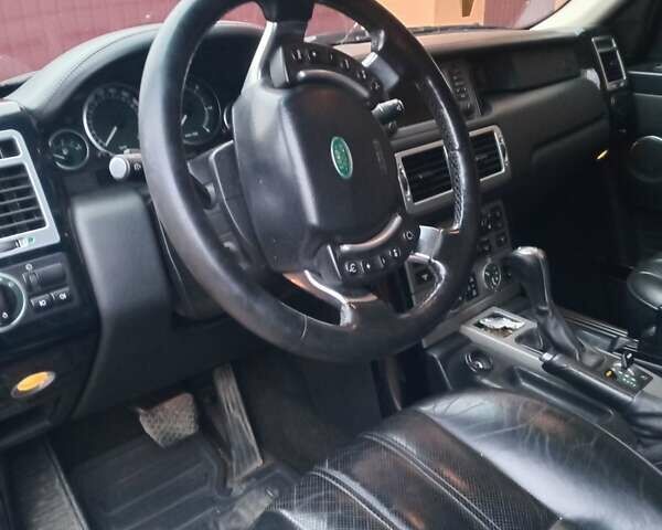 Чорний Ленд Ровер Рендж Ровер, об'ємом двигуна 3 л та пробігом 190 тис. км за 9400 $, фото 9 на Automoto.ua