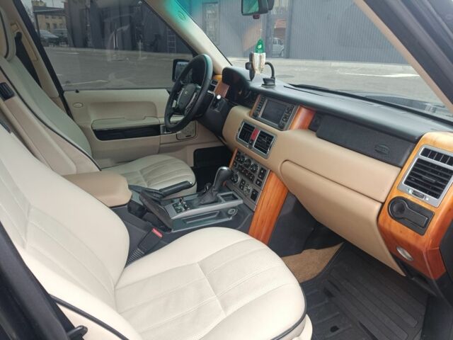 Чорний Ленд Ровер Рендж Ровер, об'ємом двигуна 2.9 л та пробігом 340 тис. км за 7650 $, фото 8 на Automoto.ua