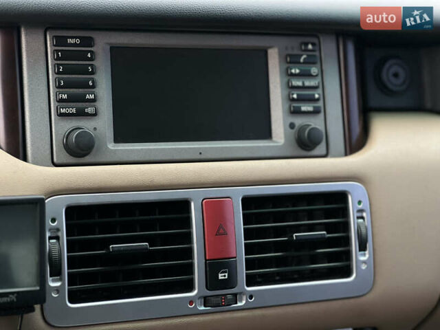 Чорний Ленд Ровер Рендж Ровер, об'ємом двигуна 2.93 л та пробігом 400 тис. км за 8700 $, фото 32 на Automoto.ua