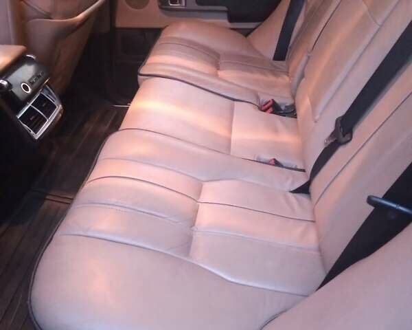 Ленд Ровер Рендж Ровер 2003 в Киеве на Automoto.ua Черный Ленд Ровер Рендж Ровер, объемом двигателя 4.4 л и пробегом 485 тыс. км за 8500 $, фото 6 на Automoto.ua