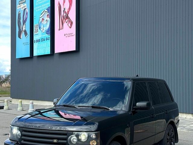 Черный Ленд Ровер Рендж Ровер, объемом двигателя 4.4 л и пробегом 300 тыс. км за 7500 $, фото 1 на Automoto.ua