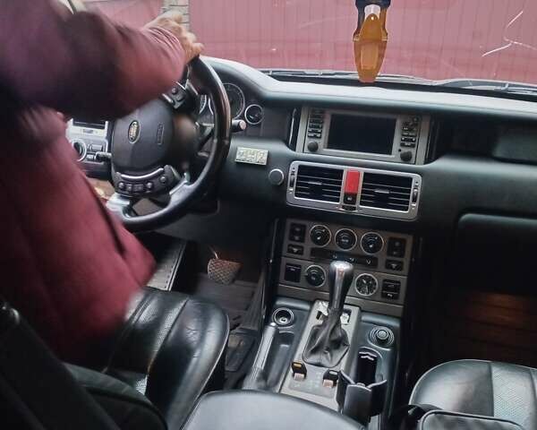 Чорний Ленд Ровер Рендж Ровер, об'ємом двигуна 3 л та пробігом 190 тис. км за 9400 $, фото 5 на Automoto.ua