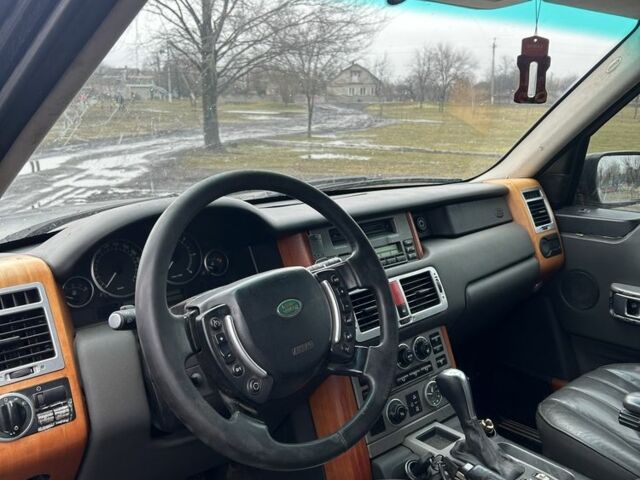 Чорний Ленд Ровер Рендж Ровер, об'ємом двигуна 3 л та пробігом 400 тис. км за 2750 $, фото 4 на Automoto.ua