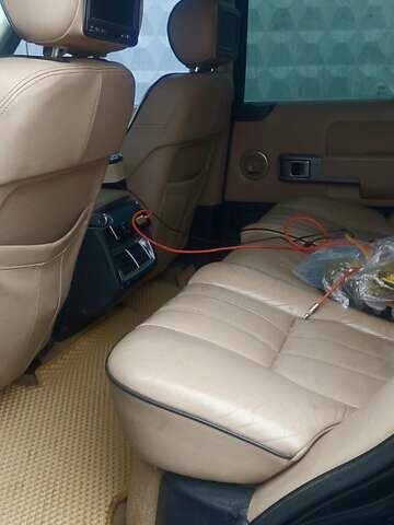 Чорний Ленд Ровер Рендж Ровер, об'ємом двигуна 2.9 л та пробігом 400 тис. км за 7500 $, фото 16 на Automoto.ua