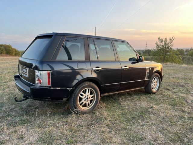 Черный Ленд Ровер Рендж Ровер, объемом двигателя 3 л и пробегом 300 тыс. км за 4700 $, фото 2 на Automoto.ua
