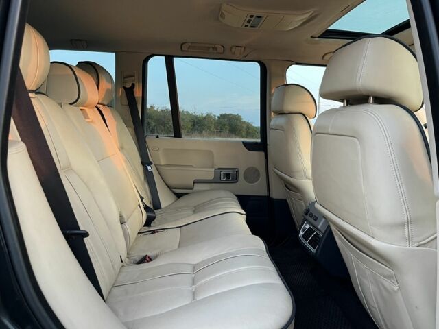 Черный Ленд Ровер Рендж Ровер, объемом двигателя 3 л и пробегом 300 тыс. км за 4700 $, фото 6 на Automoto.ua