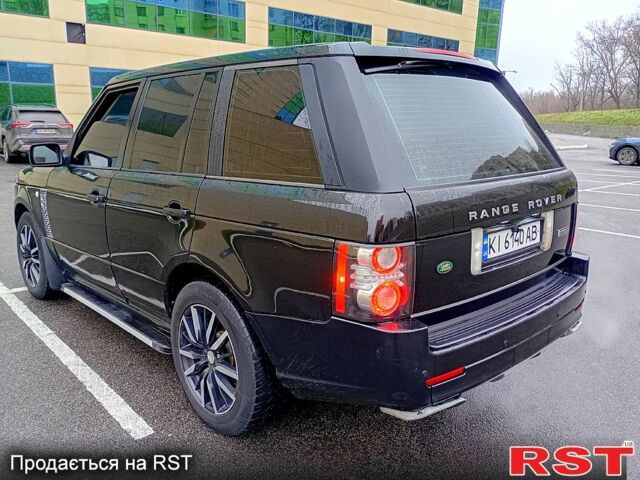 Чорний Ленд Ровер Рендж Ровер, об'ємом двигуна 4.4 л та пробігом 240 тис. км за 10000 $, фото 9 на Automoto.ua