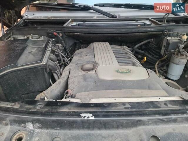 Чорний Ленд Ровер Рендж Ровер, об'ємом двигуна 3 л та пробігом 190 тис. км за 9400 $, фото 4 на Automoto.ua