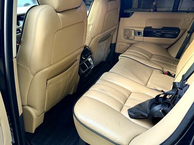 Чорний Ленд Ровер Рендж Ровер, об'ємом двигуна 2.9 л та пробігом 300 тис. км за 8999 $, фото 6 на Automoto.ua