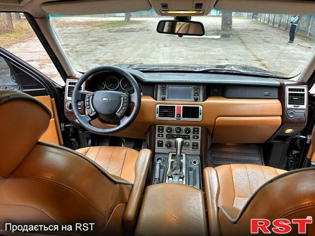 Чорний Ленд Ровер Рендж Ровер, об'ємом двигуна 4.4 л та пробігом 395 тис. км за 6600 $, фото 9 на Automoto.ua