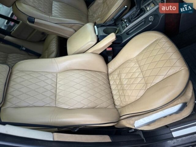 Черный Ленд Ровер Рендж Ровер, объемом двигателя 4.4 л и пробегом 395 тыс. км за 6200 $, фото 10 на Automoto.ua