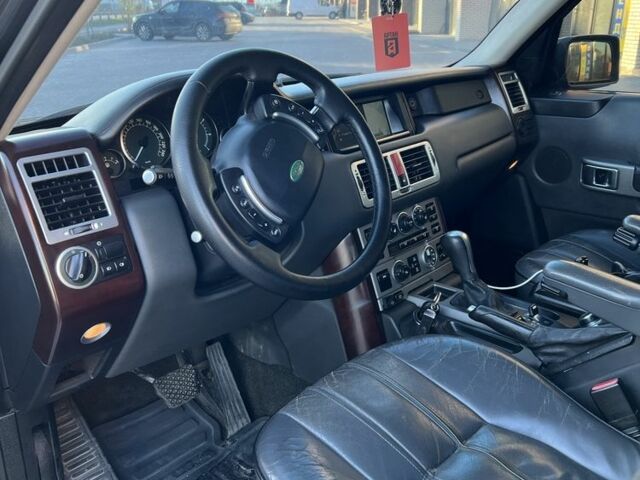 Черный Ленд Ровер Рендж Ровер, объемом двигателя 4.4 л и пробегом 361 тыс. км за 8500 $, фото 15 на Automoto.ua