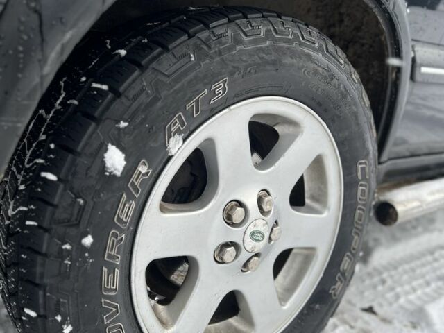 Черный Ленд Ровер Рендж Ровер, объемом двигателя 2.5 л и пробегом 200 тыс. км за 5900 $, фото 6 на Automoto.ua