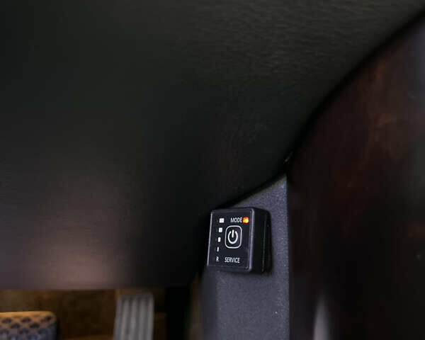 Черный Ленд Ровер Рендж Ровер, объемом двигателя 4.4 л и пробегом 224 тыс. км за 11500 $, фото 19 на Automoto.ua