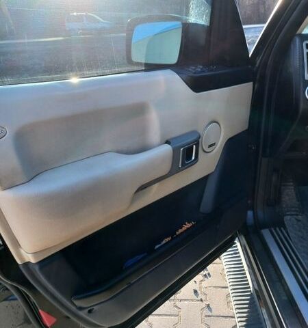 Черный Ленд Ровер Рендж Ровер, объемом двигателя 2.93 л и пробегом 364 тыс. км за 9600 $, фото 12 на Automoto.ua