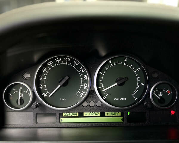 Черный Ленд Ровер Рендж Ровер, объемом двигателя 4.4 л и пробегом 224 тыс. км за 11500 $, фото 21 на Automoto.ua