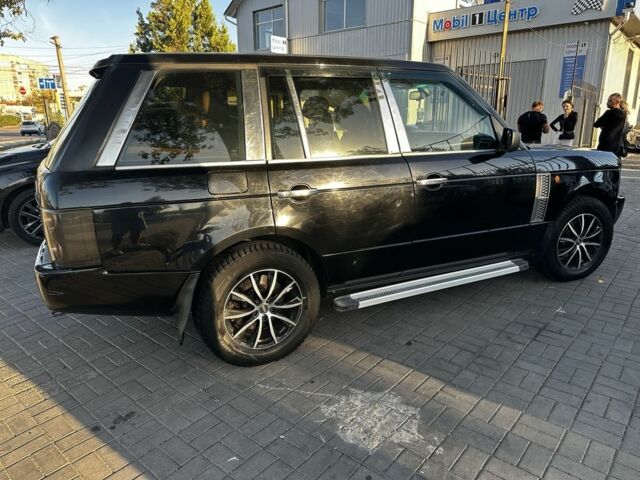 Ленд Ровер Рендж Ровер 2004 в Николаеве на Automoto.ua Черный Ленд Ровер Рендж Ровер, объемом двигателя 2.9 л и пробегом 250 тыс. км за 8900 $, фото 2 на Automoto.ua