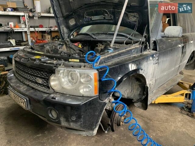 Черный Ленд Ровер Рендж Ровер, объемом двигателя 4.4 л и пробегом 320 тыс. км за 5000 $, фото 5 на Automoto.ua