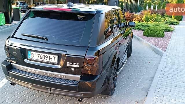 Черный Ленд Ровер Рендж Ровер, объемом двигателя 4.2 л и пробегом 180 тыс. км за 12500 $, фото 2 на Automoto.ua