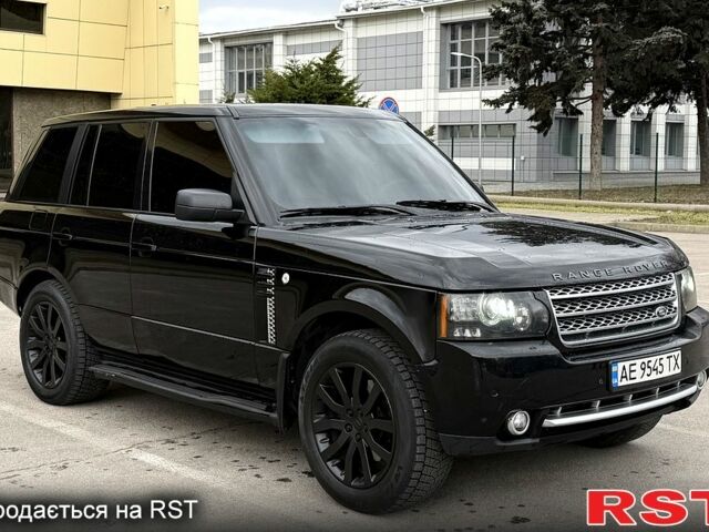 Черный Ленд Ровер Рендж Ровер, объемом двигателя 4.2 л и пробегом 250 тыс. км за 13000 $, фото 2 на Automoto.ua