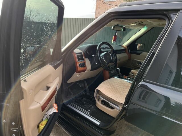 Черный Ленд Ровер Рендж Ровер, объемом двигателя 4.2 л и пробегом 270 тыс. км за 13000 $, фото 6 на Automoto.ua