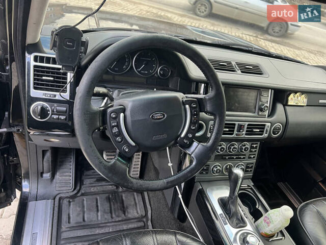 Черный Ленд Ровер Рендж Ровер, объемом двигателя 4.2 л и пробегом 205 тыс. км за 9999 $, фото 8 на Automoto.ua