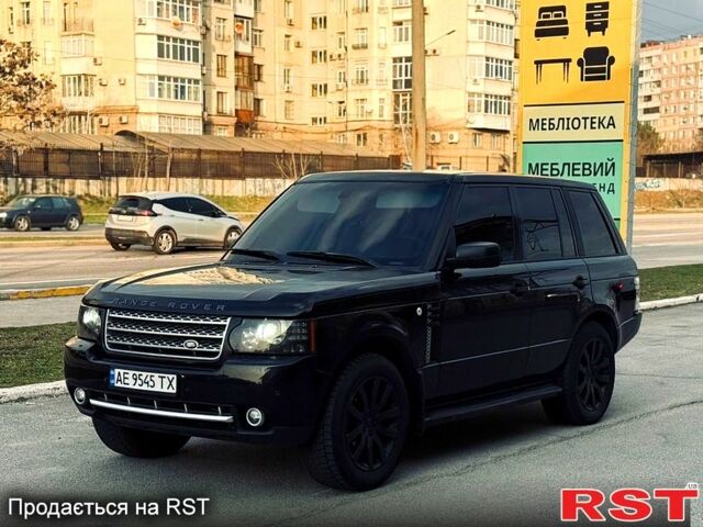 Черный Ленд Ровер Рендж Ровер, объемом двигателя 4.2 л и пробегом 300 тыс. км за 13500 $, фото 1 на Automoto.ua