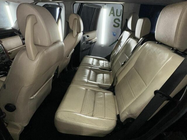 Черный Ленд Ровер Рендж Ровер, объемом двигателя 2.7 л и пробегом 115 тыс. км за 9000 $, фото 6 на Automoto.ua