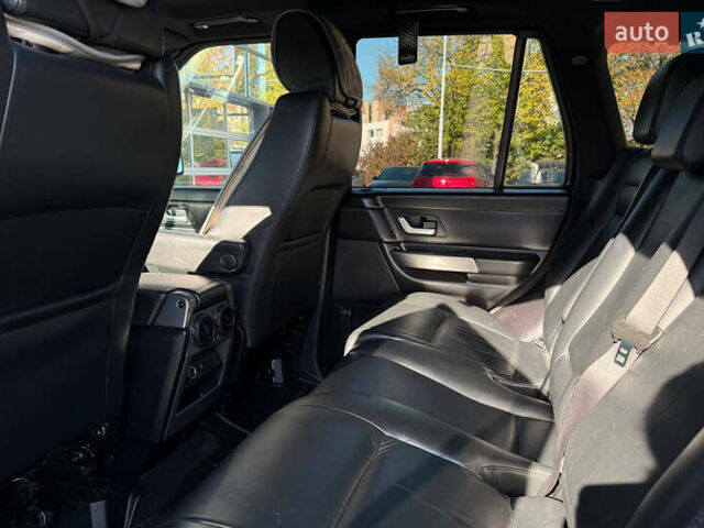 Черный Ленд Ровер Рендж Ровер, объемом двигателя 2.72 л и пробегом 287 тыс. км за 11800 $, фото 7 на Automoto.ua