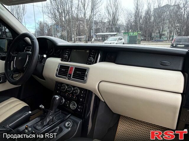Чорний Ленд Ровер Рендж Ровер, об'ємом двигуна 4.2 л та пробігом 300 тис. км за 13500 $, фото 7 на Automoto.ua