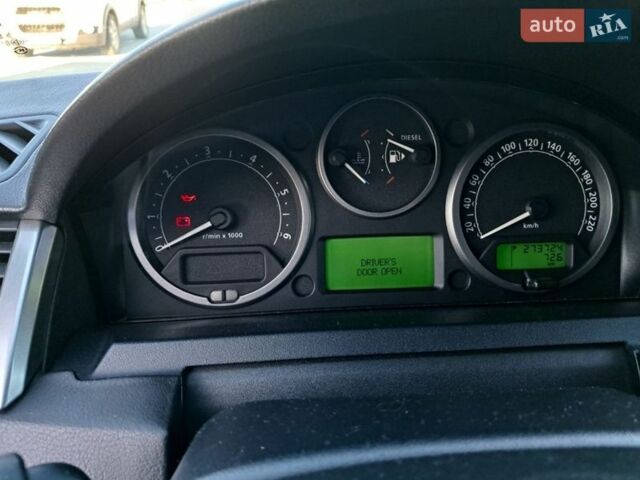 Черный Ленд Ровер Рендж Ровер, объемом двигателя 2.72 л и пробегом 290 тыс. км за 11450 $, фото 4 на Automoto.ua