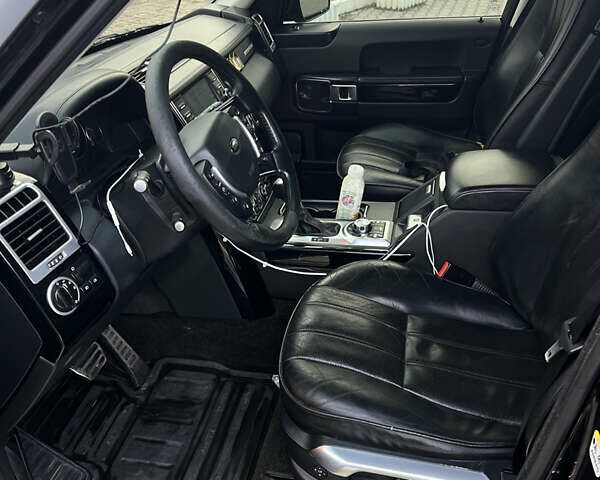 Черный Ленд Ровер Рендж Ровер, объемом двигателя 4.2 л и пробегом 205 тыс. км за 9999 $, фото 7 на Automoto.ua