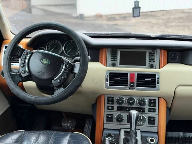 Черный Ленд Ровер Рендж Ровер, объемом двигателя 3 л и пробегом 303 тыс. км за 4999 $, фото 4 на Automoto.ua