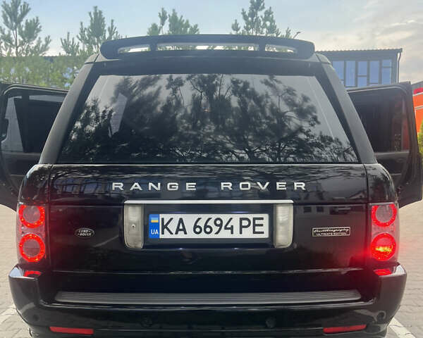 Черный Ленд Ровер Рендж Ровер, объемом двигателя 4.4 л и пробегом 332 тыс. км за 8900 $, фото 7 на Automoto.ua