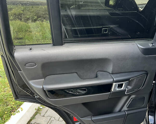 Черный Ленд Ровер Рендж Ровер, объемом двигателя 4.2 л и пробегом 205 тыс. км за 9999 $, фото 13 на Automoto.ua