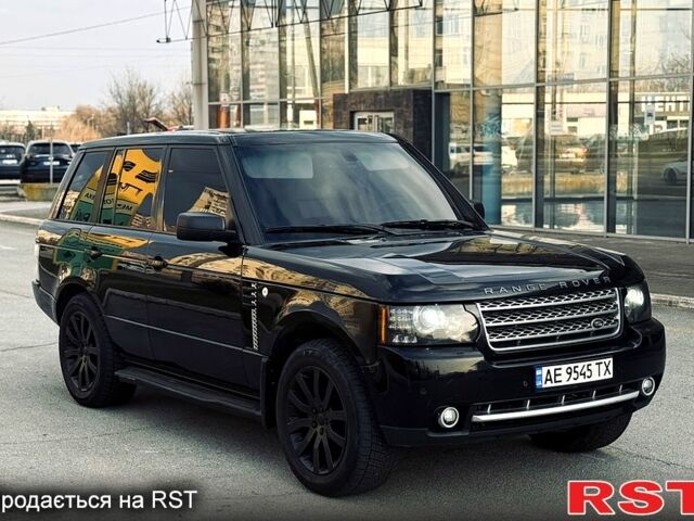 Черный Ленд Ровер Рендж Ровер, объемом двигателя 4.2 л и пробегом 250 тыс. км за 13500 $, фото 1 на Automoto.ua