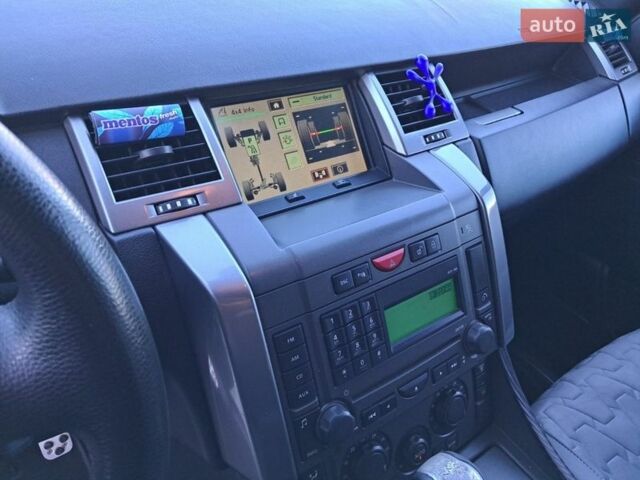 Черный Ленд Ровер Рендж Ровер, объемом двигателя 2.72 л и пробегом 290 тыс. км за 11450 $, фото 5 на Automoto.ua