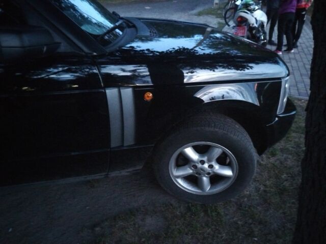 Черный Ленд Ровер Рендж Ровер, объемом двигателя 3 л и пробегом 340 тыс. км за 9000 $, фото 7 на Automoto.ua