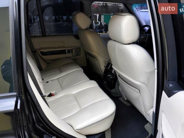 Чорний Ленд Ровер Рендж Ровер, об'ємом двигуна 3.6 л та пробігом 385 тис. км за 13500 $, фото 24 на Automoto.ua