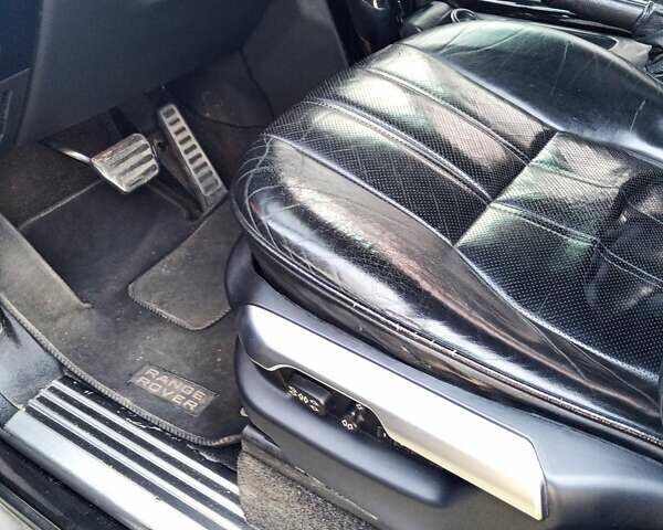 Черный Ленд Ровер Рендж Ровер, объемом двигателя 4.2 л и пробегом 370 тыс. км за 8900 $, фото 7 на Automoto.ua