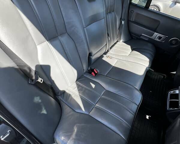 Ленд Ровер Рендж Ровер 2006 у Хмельницькому на Automoto.ua Чорний Ленд Ровер Рендж Ровер, об'ємом двигуна 4.4 л та пробігом 160 тис. км за 10000 $, фото 12 на Automoto.ua