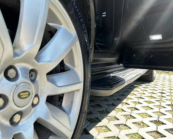 Ленд Ровер Рендж Ровер 2006 у Хмельницькому на Automoto.ua Чорний Ленд Ровер Рендж Ровер, об'ємом двигуна 4.4 л та пробігом 160 тис. км за 10000 $, фото 30 на Automoto.ua