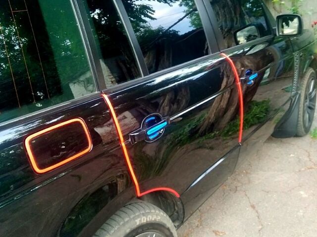 Чорний Ленд Ровер Рендж Ровер, об'ємом двигуна 4.2 л та пробігом 330 тис. км за 15350 $, фото 2 на Automoto.ua