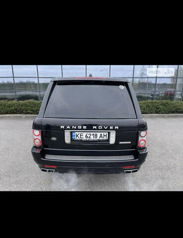 Черный Ленд Ровер Рендж Ровер, объемом двигателя 4.2 л и пробегом 370 тыс. км за 8900 $, фото 1 на Automoto.ua