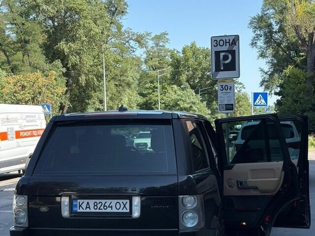 Чорний Ленд Ровер Рендж Ровер, об'ємом двигуна 4.39 л та пробігом 300 тис. км за 7600 $, фото 5 на Automoto.ua