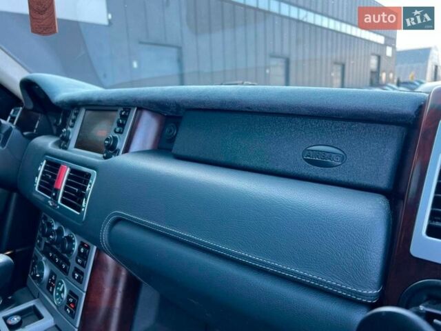 Черный Ленд Ровер Рендж Ровер, объемом двигателя 4.4 л и пробегом 282 тыс. км за 12590 $, фото 44 на Automoto.ua