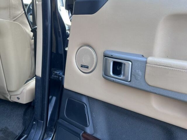 Чорний Ленд Ровер Рендж Ровер, об'ємом двигуна 3 л та пробігом 290 тис. км за 4000 $, фото 8 на Automoto.ua