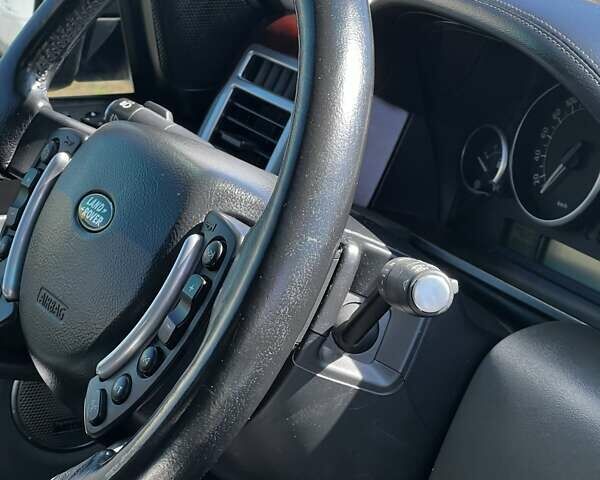 Ленд Ровер Рендж Ровер 2006 у Хмельницькому на Automoto.ua Чорний Ленд Ровер Рендж Ровер, об'ємом двигуна 4.4 л та пробігом 160 тис. км за 10000 $, фото 17 на Automoto.ua